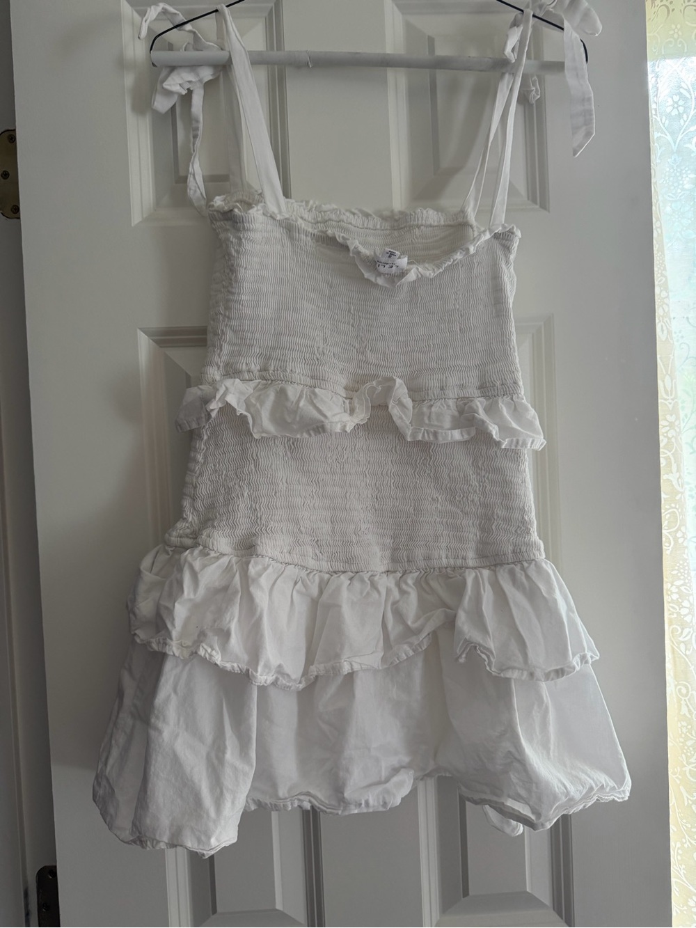 Le Lis White Sundress